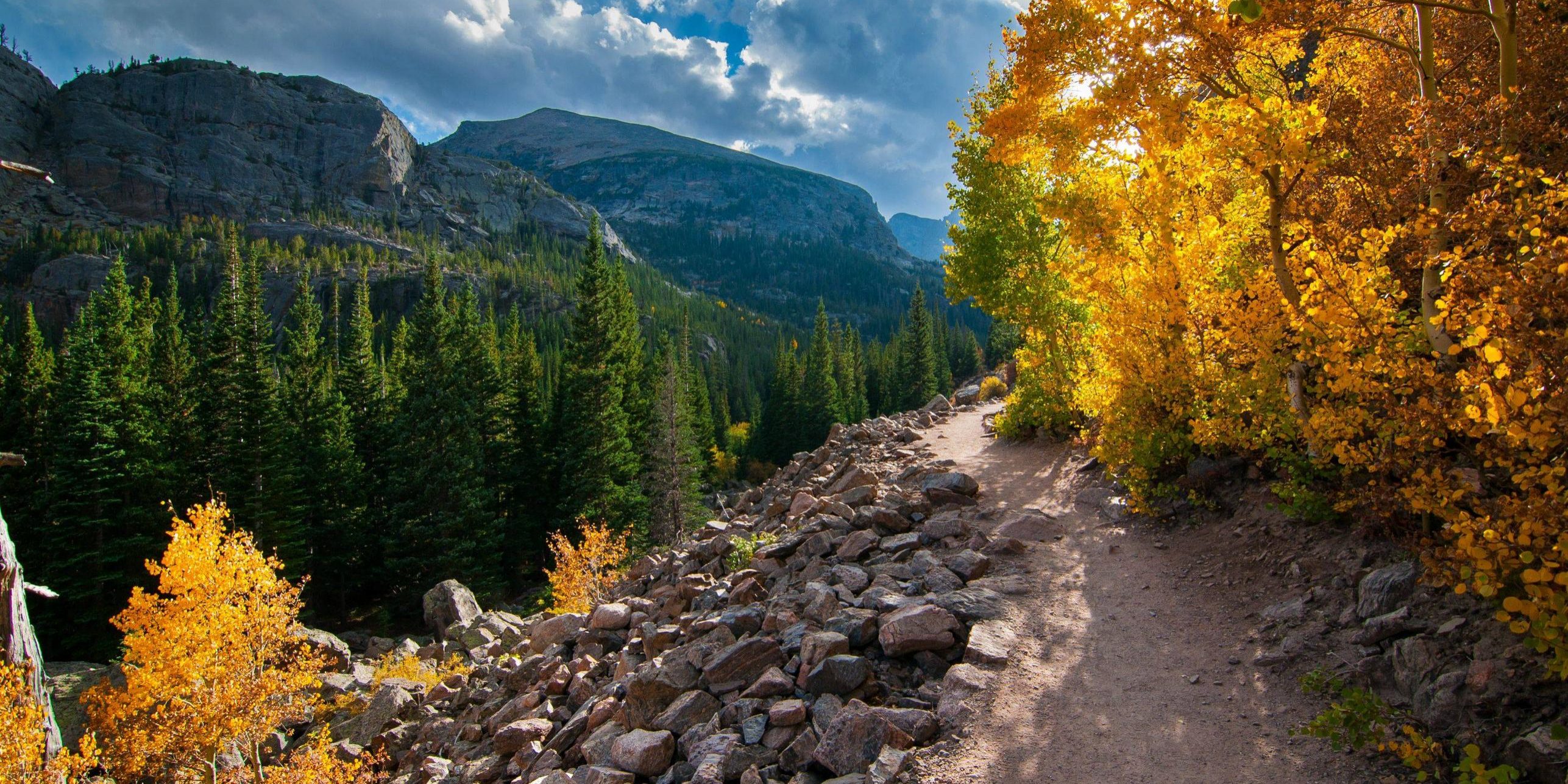 2015-10-the-trail-to-mills-lake-in-rocky-mountain-national-park-colorado